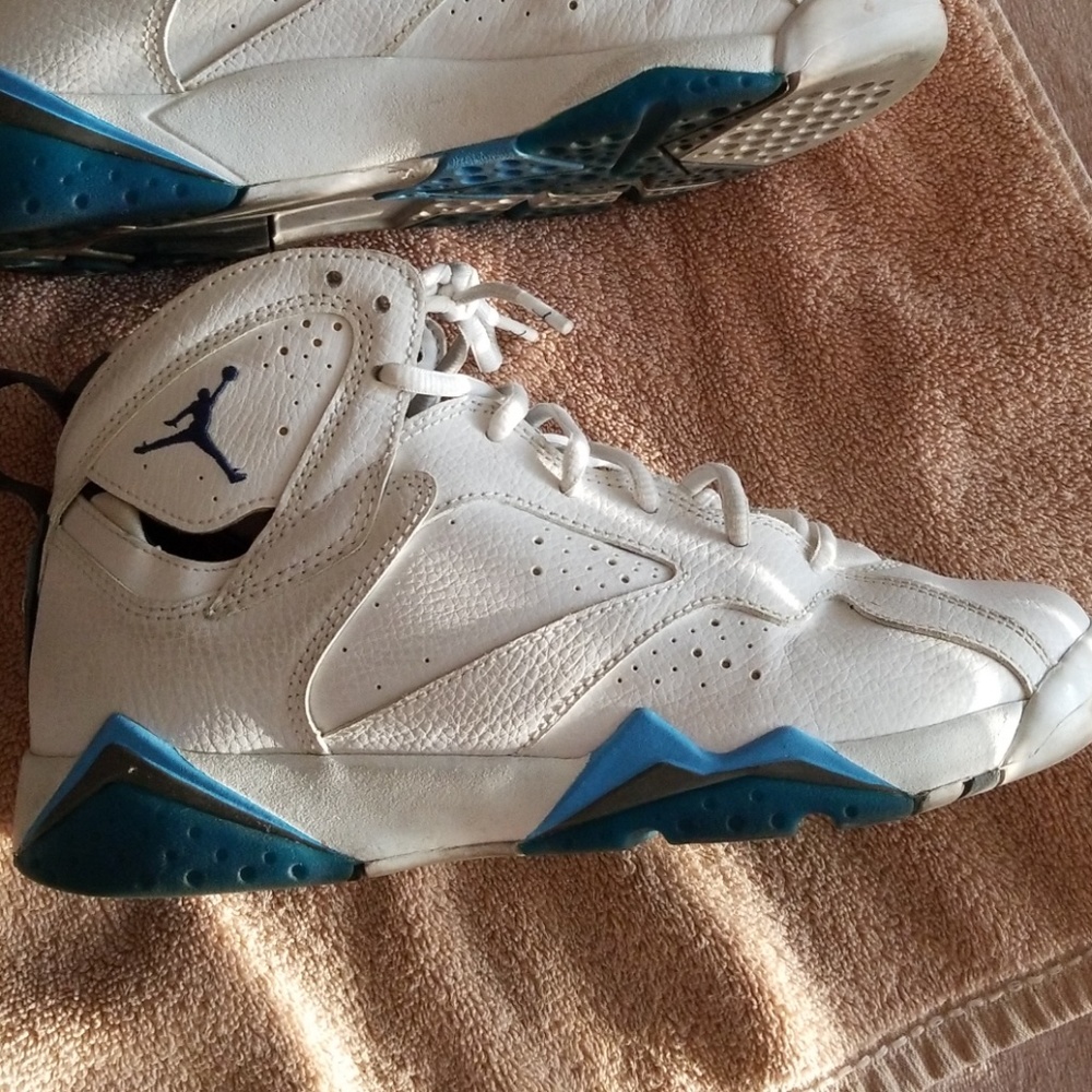 Very cute hightop Jordans